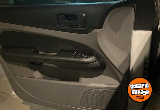 Autos - Ford Focus 2012 Nafta 156000Km - En Venta