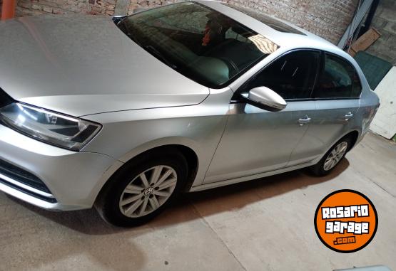 Autos - Volkswagen Vento 2015 Nafta 184500Km - En Venta
