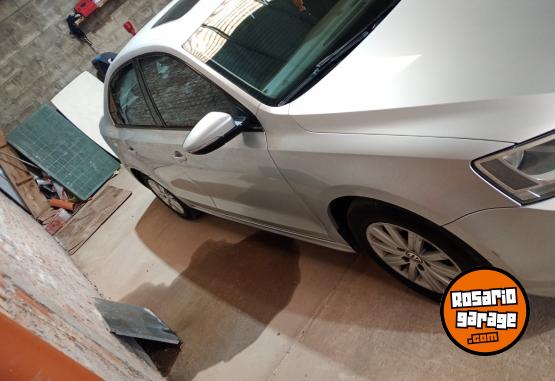 Autos - Volkswagen Vento 2015 Nafta 184500Km - En Venta