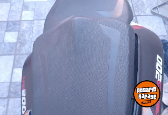 Motos - Bajaj Ns 200 2015 Nafta 14000Km - En Venta