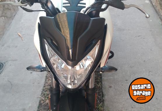 Motos - Bajaj Ns 200 2015 Nafta 14000Km - En Venta