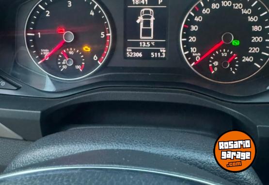 Camionetas - Volkswagen Amarok Comfortline 4x2 AT 2021 Diesel 52000Km - En Venta