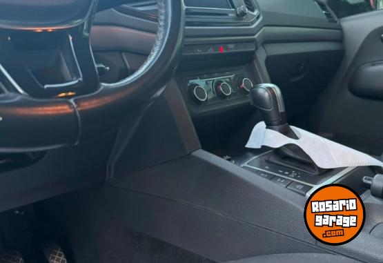 Camionetas - Volkswagen Amarok Comfortline 4x2 AT 2021 Diesel 52000Km - En Venta