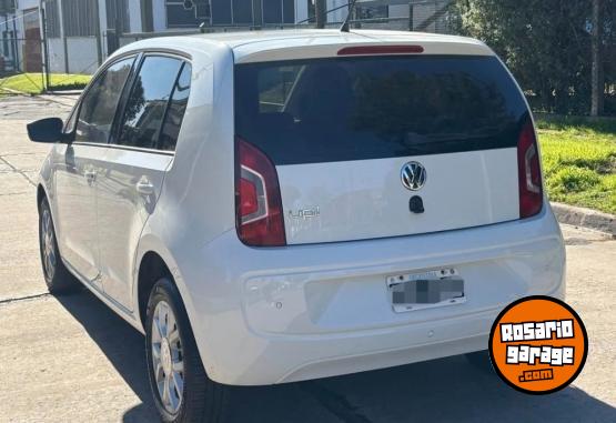 Autos - Volkswagen Up high excelente permuto 2014 Nafta 108000Km - En Venta