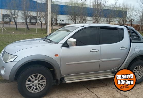 Camionetas - Mitsubishi L200 Trit�n 2.5 did 2010 Diesel 159000Km - En Venta