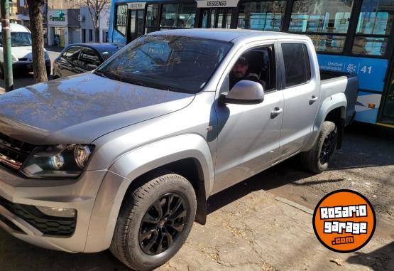 Camionetas - Volkswagen Amarok 2023 Diesel 105000Km - En Venta