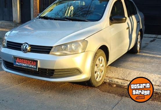 Autos - Volkswagen Voyage 2015 GNC 166000Km - En Venta
