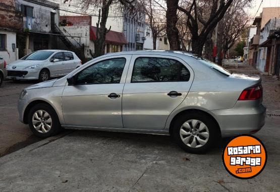 Autos - Volkswagen Voyage 2015 GNC 166000Km - En Venta