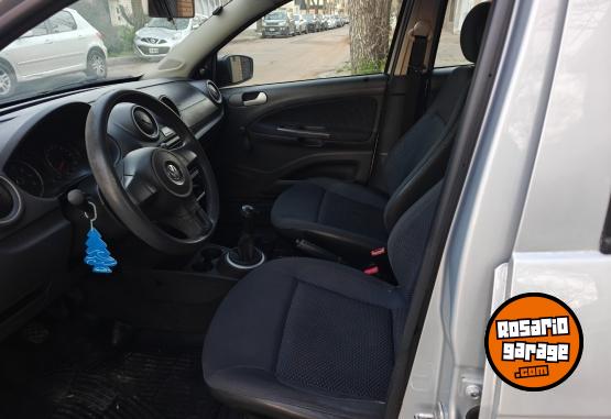 Autos - Volkswagen Voyage 2015 GNC 166000Km - En Venta