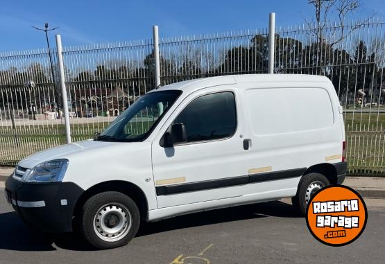 Utilitarios - Citroen Berlingo 2018 Diesel 118000Km - En Venta