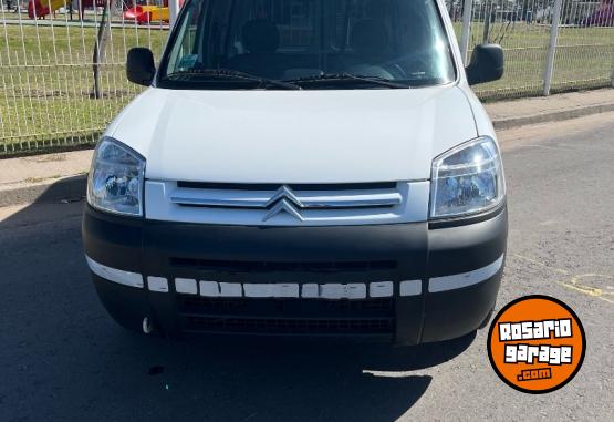 Utilitarios - Citroen Berlingo 2018 Diesel 118000Km - En Venta