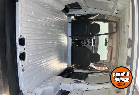 Utilitarios - Citroen Berlingo 2018 Diesel 118000Km - En Venta