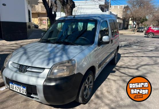 Utilitarios - Peugeot Partner Patagonica 2016 Diesel 160000Km - En Venta