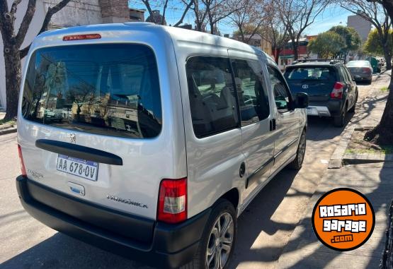 Utilitarios - Peugeot Partner Patagonica 2016 Diesel 160000Km - En Venta