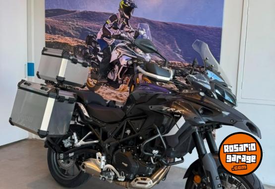 Motos - Benelli TRK502 2024 Nafta 6400Km - En Venta