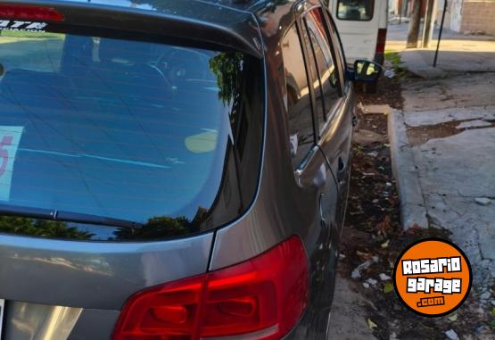 Autos - Volkswagen Suran 2012 Nafta 217000Km - En Venta