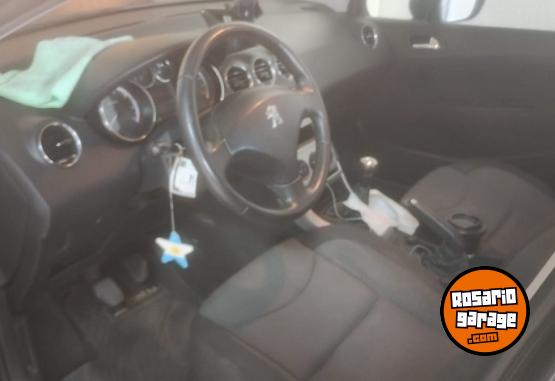 Autos - Peugeot 308 2015 Nafta 71100Km - En Venta