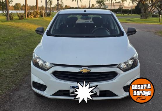Autos - Chevrolet Onix 2017 Nafta 98000Km - En Venta
