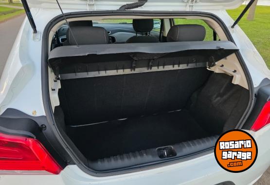 Autos - Chevrolet Onix 2017 Nafta 98000Km - En Venta