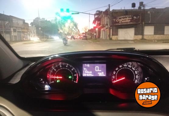 Autos - Peugeot 2008 2017 Nafta 95000Km - En Venta