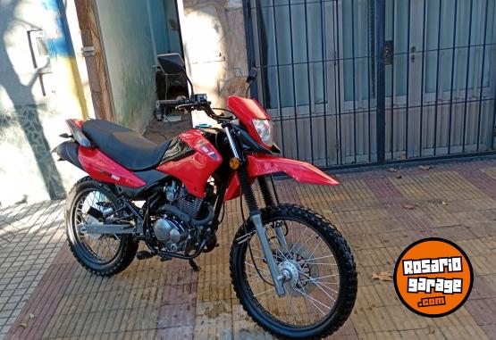 Motos - Motomel Skua 150 2025 Nafta 5000Km - En Venta