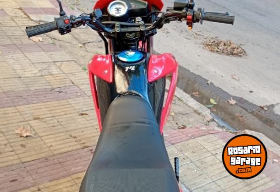 Motos - Motomel Skua 150 2025 Nafta 5000Km - En Venta
