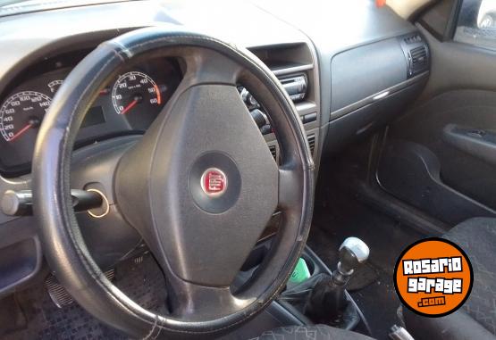 Utilitarios - Fiat Strada TREAKING CABINA EX 2010 Diesel 190000Km - En Venta