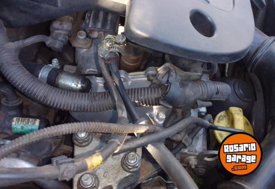 Utilitarios - Fiat Strada TREAKING CABINA EX 2010 Diesel 190000Km - En Venta