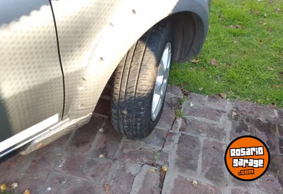 Utilitarios - Fiat Strada TREAKING CABINA EX 2010 Diesel 190000Km - En Venta