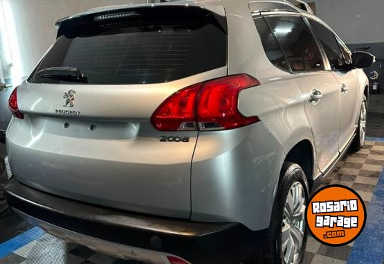 Autos - Peugeot 2008 2017 Nafta 185000Km - En Venta