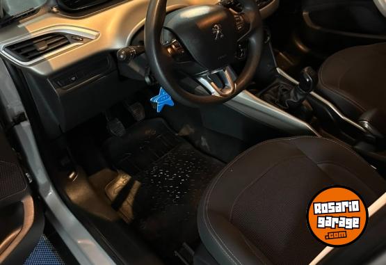 Autos - Peugeot 2008 2017 Nafta 185000Km - En Venta