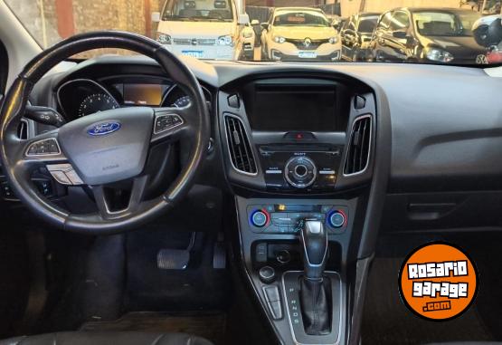 Autos - Ford Focus Titanium 4p at 2017 Nafta 107000Km - En Venta
