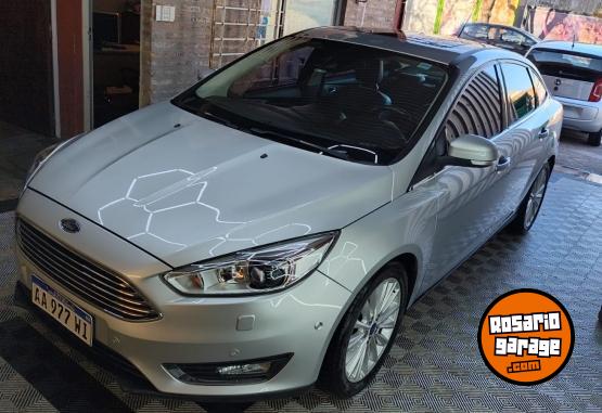 Autos - Ford Focus Titanium 4p at 2017 Nafta 107000Km - En Venta