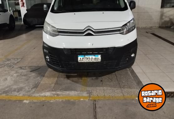 Utilitarios - Citroen Jumpy 2018 Diesel 378000Km - En Venta