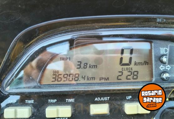 Motos - Honda Tornado 250 2009 Nafta 37000Km - En Venta