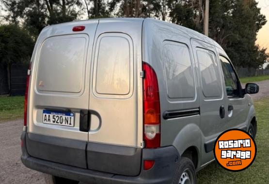 Utilitarios - Renault KANGOO 2016 Nafta 130000Km - En Venta