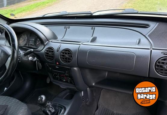 Utilitarios - Renault KANGOO 2016 Nafta 130000Km - En Venta