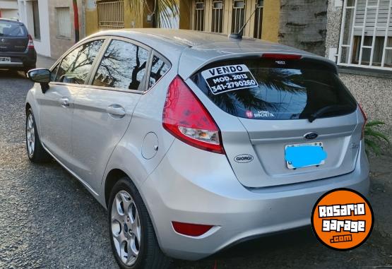 Autos - Ford Fiesta Kinetic Titanium 2013 Nafta 160000Km - En Venta