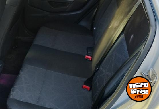 Autos - Ford Fiesta Kinetic Titanium 2013 Nafta 160000Km - En Venta