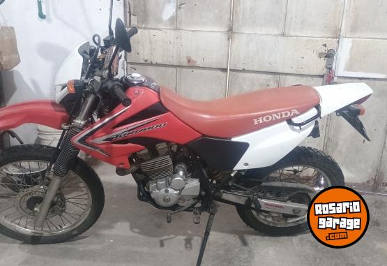 Motos - Honda Tornado 250 2014 Nafta 23000Km - En Venta