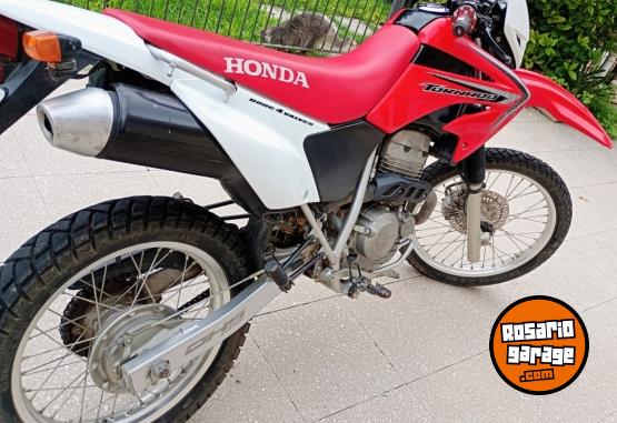 Motos - Honda Tornado 2013 Nafta 16142Km - En Venta