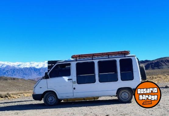 Utilitarios - Renault Trafic 2.2 nafta GNC 1993 GNC 400000Km - En Venta