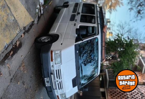 Utilitarios - Renault Trafic 2.2 nafta GNC 1993 GNC 400000Km - En Venta