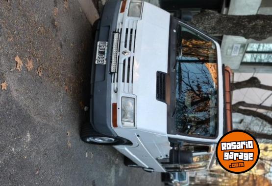 Utilitarios - Renault Trafic 2.2 nafta GNC 1993 GNC 400000Km - En Venta