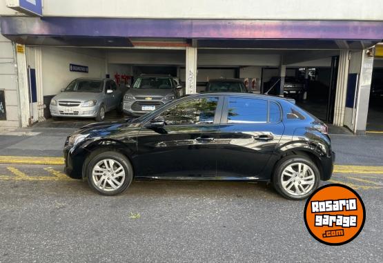 Autos - Peugeot 208 2021 Nafta 58700Km - En Venta