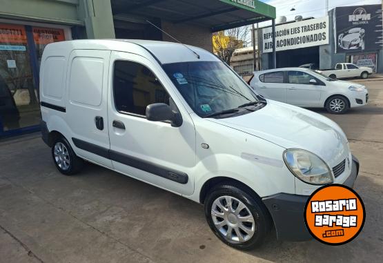 Utilitarios - Renault Kangoo 2013 GNC 190000Km - En Venta