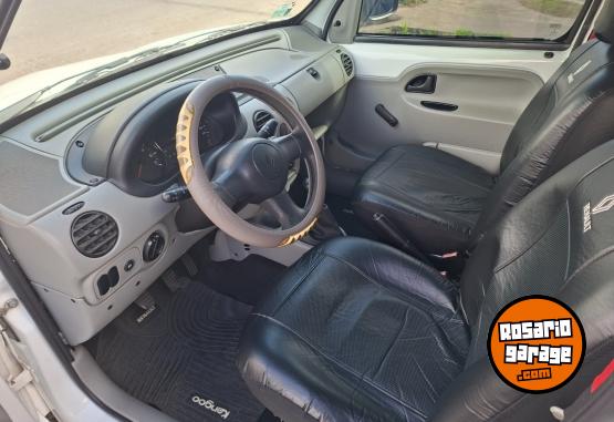 Utilitarios - Renault Kangoo 2013 GNC 190000Km - En Venta