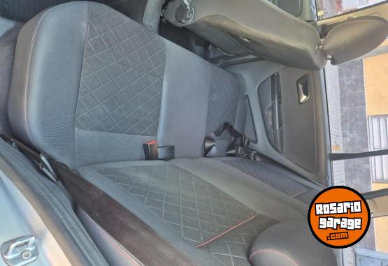 Autos - Volkswagen Suran 2013 GNC 177000Km - En Venta