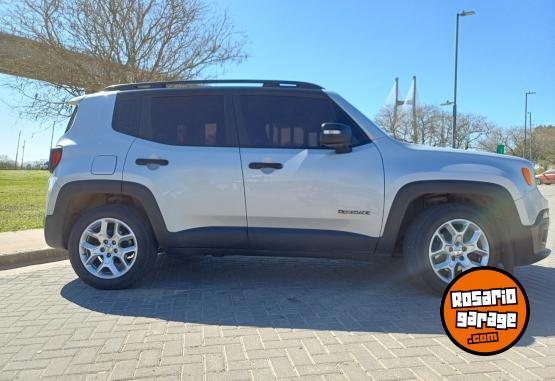 Camionetas - Jeep Renegade 2019 Nafta 58000Km - En Venta