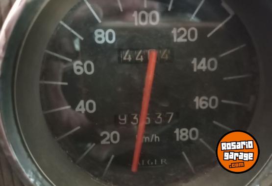 Autos - Peugeot 404 1983 GNC 93000Km - En Venta